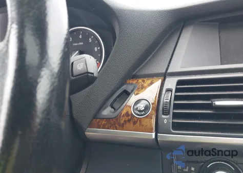 2008 BMW X5 3.0Si from USA, damaged, VIN 5UXFE43598L009590